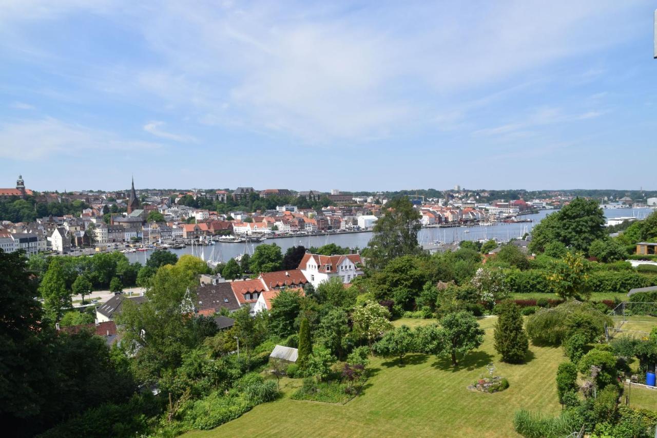 Fewo1846 - Bellevue - Sonnige 2-Zimmer-Wohnung Mit Balkon Und Hafenblick Flensburg Exterior foto